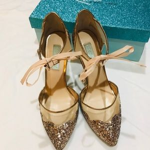 Betsey Johnson Shoes Size 7.5